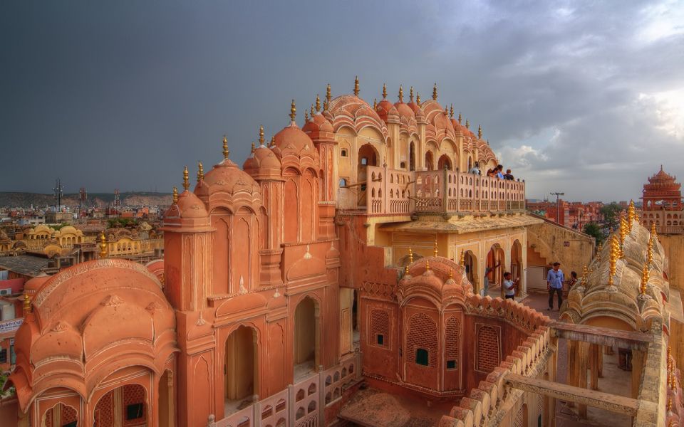 Jaipur Local Sightseeing With Expert Tourist Guide & Lunch - Key Points