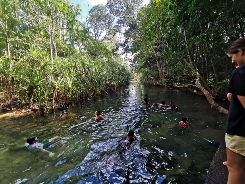 Jumping Croc Cruise, Berry Springs,Fogg Dam & Humpty Doo Pub - Key Points