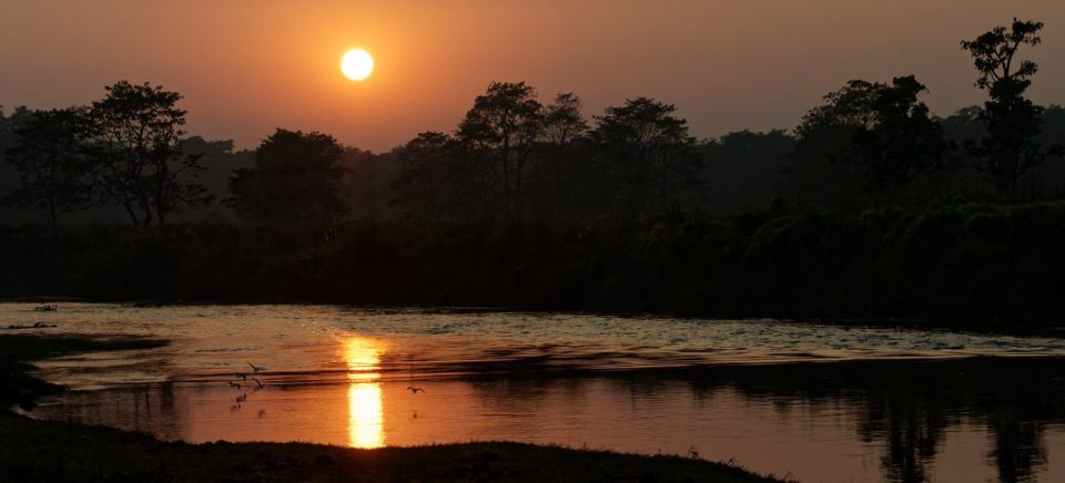 Kathmandu: 3 Day Chitwan Jungle Safari Tour Package - Key Points