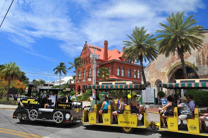 Key West Conch Train Tour: Explore Iconic Sights and History - Key Points