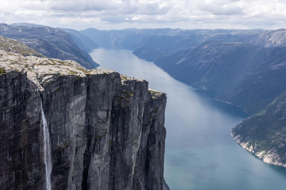 Kjerag: Summer Hike - Good To Know