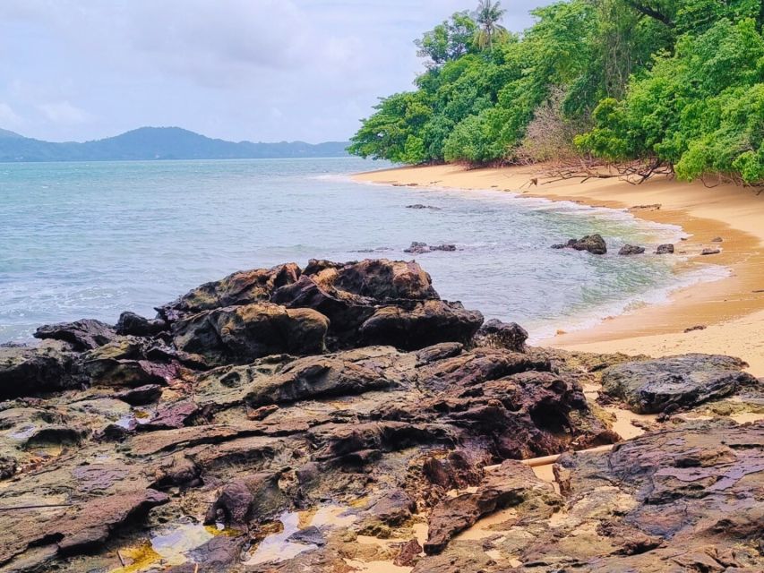 Ko Lanta: Private Mangrove & Sea Cave Kayaking Small Tour - Tour Overview