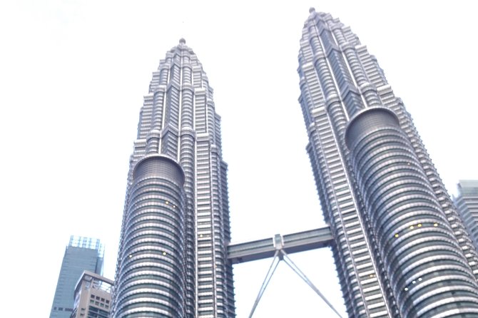 Kuala Lumpur Heritage Tour: Old City & Batu Caves Private Tour - Tour Overview