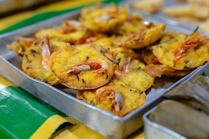 Kuala Lumpur Local Street Food Private Walking Tour by Night - Key Points