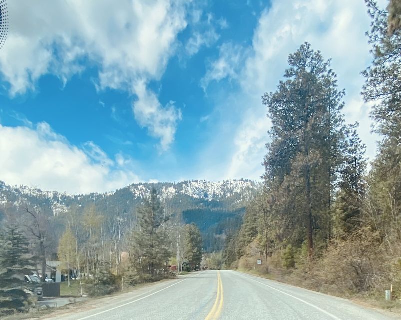 Leavenworth: Scenic Self-Driven Audio Tour - Key Points