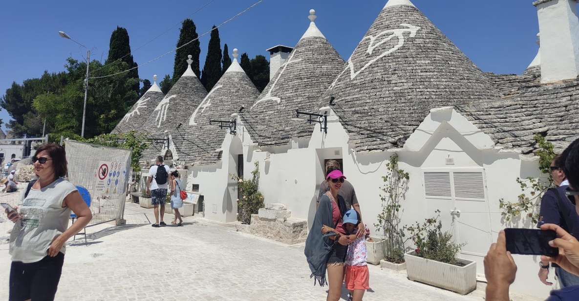 Lecce: Alberobello, Locorotondo, & Ostuni Tour With Aperitif - Key Points