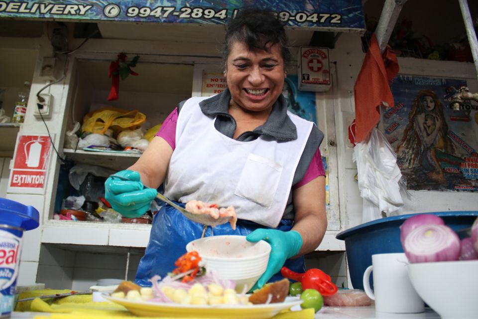 Limas Food Tour Through Local Markets & Barranco Visit - Key Points