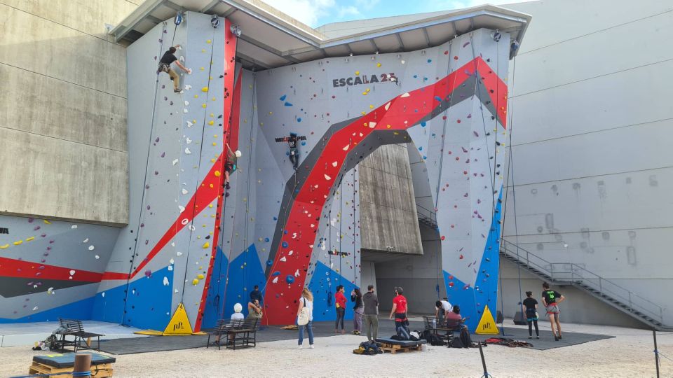 Lisbon: 25th of April Bridge Guided Climbing Experience - Key Points