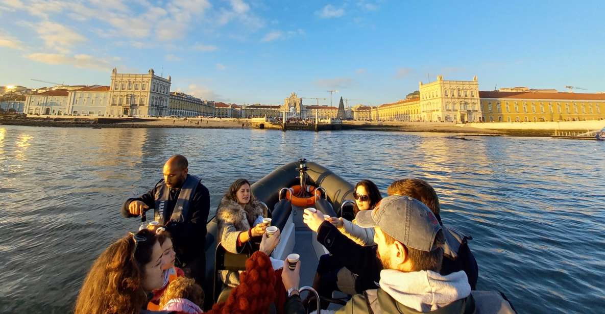 Lisbon: SpeedBoat Tour at Sunset or Daylight - Key Points