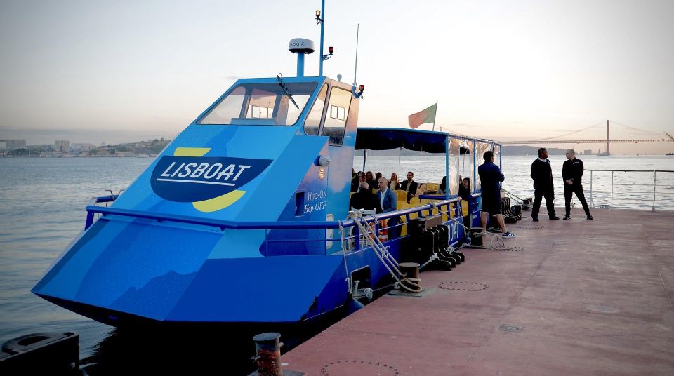 Lisbon: Tuk Tuk City Tour With a Boat Tour in River Tagus - Key Points