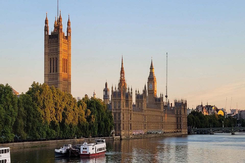 London Westminster Abbey French Tour With Fast-Track Tickets - Key Points