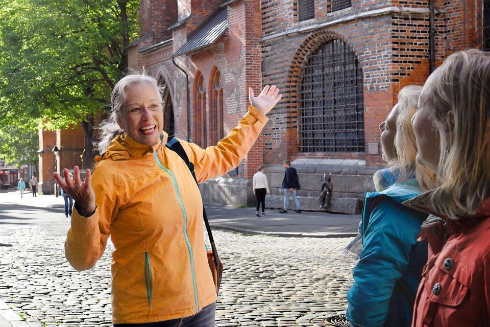 Lübeck: Entertaining Guided Tour to Old Town Highlights - Key Points