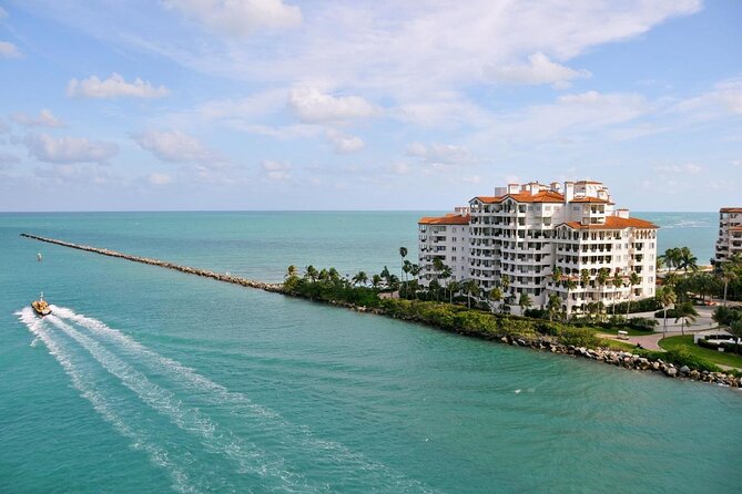 Miami Boat Tour of Celebrity Homes - Key Points