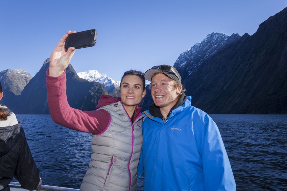 Milford Sound: 2-Hour Small Boat Scenic Cruise - Key Points