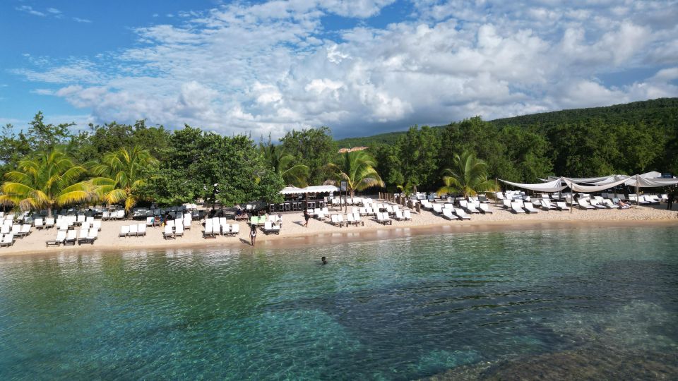 Montego Bay: Dunns River Falls & Lunch at Bamboo Beach Club - Key Points