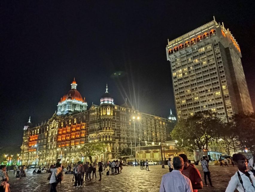 Mumbai in Lights: Private Night Sightseeing of Iconic Sights - Key Points