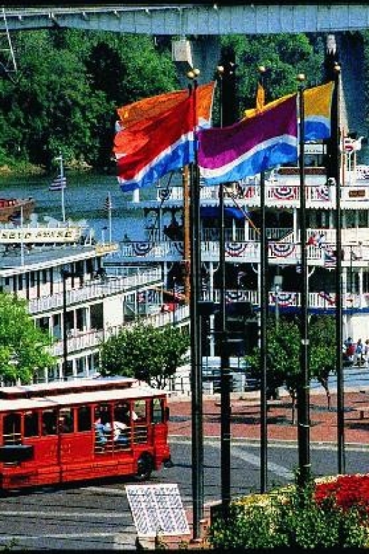 Nashville: General Jackson Showboat Dinner Cruise - Key Points