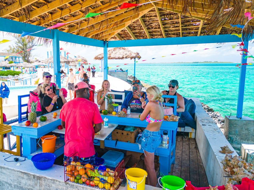 Nassau: SNUBA Diving Island Cruise With Bahamian Lunch - Key Points