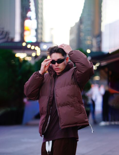 New York City: Solo or Couples Photoshoot in Times Square! - Key Points