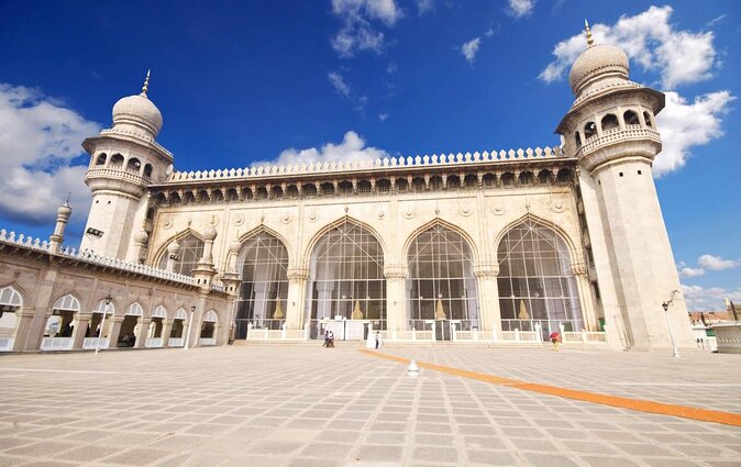 Old City Walk in Hyderabad With Professional Guide to Go Back 400 Years in Time - Key Points