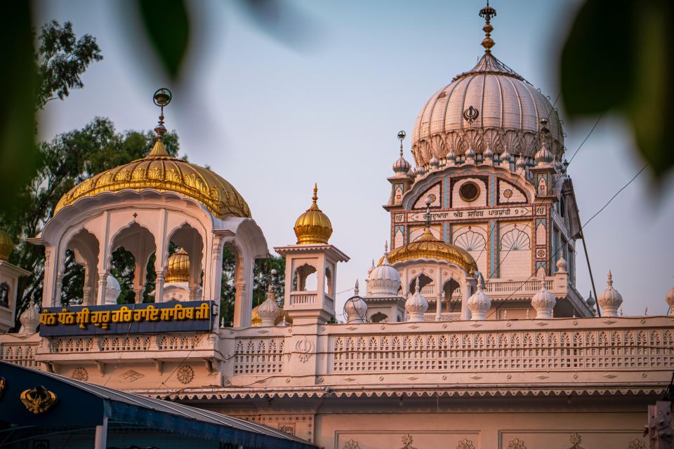 Old Delhi Tuk-Tuk/Rickshaw Sightseeing - Key Points