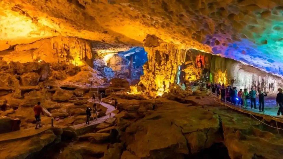 Overnight at Ha Long Bay Cruise 2D1N 5 Stars Cruise - Key Points