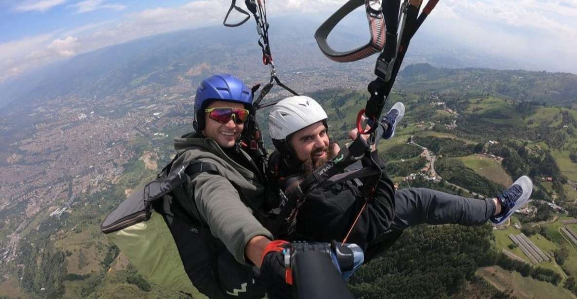 Paragliding Medellin With Transportation and Free Videos - Key Points