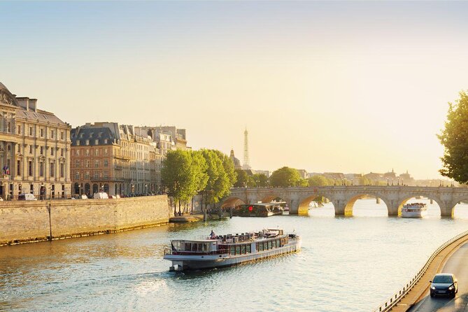 Paris Seine River Private or Shared Boat Tour - Key Points