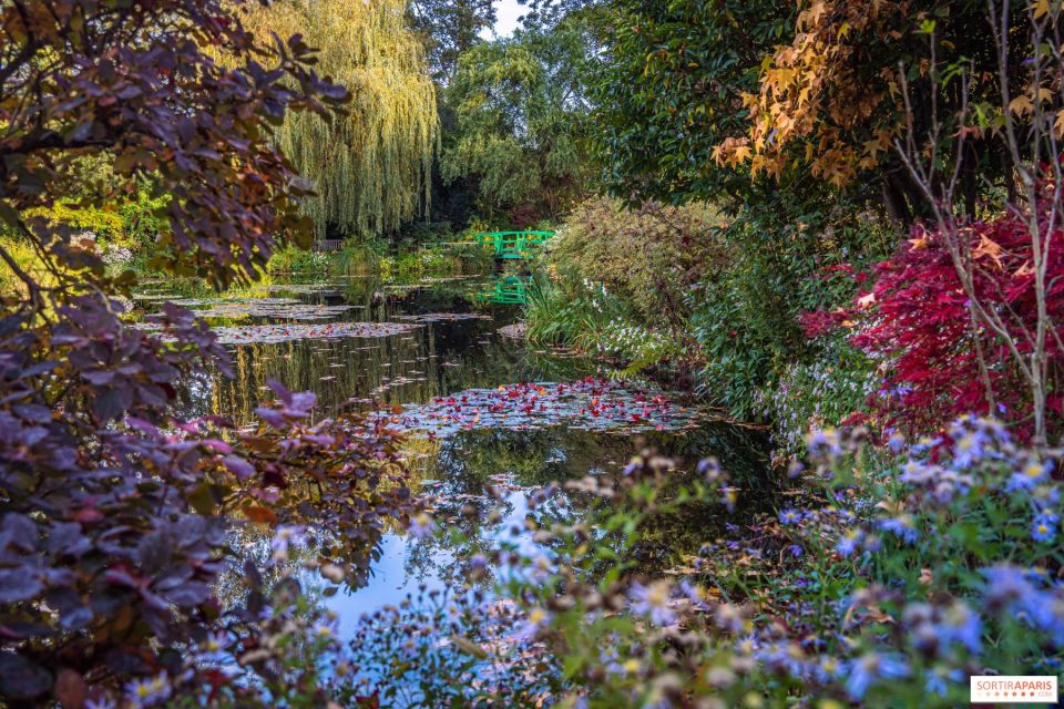 Paris: Transport for Visit Giverny Claude Monet 7 Peoples - Key Points