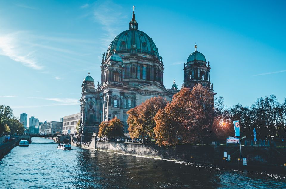 Photo Tour: Berlin to the Max - Key Points