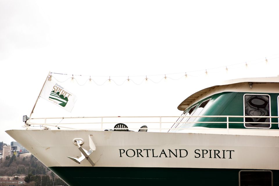 Portland: 2-hour Lunch Cruise on the Willamette River - Key Points