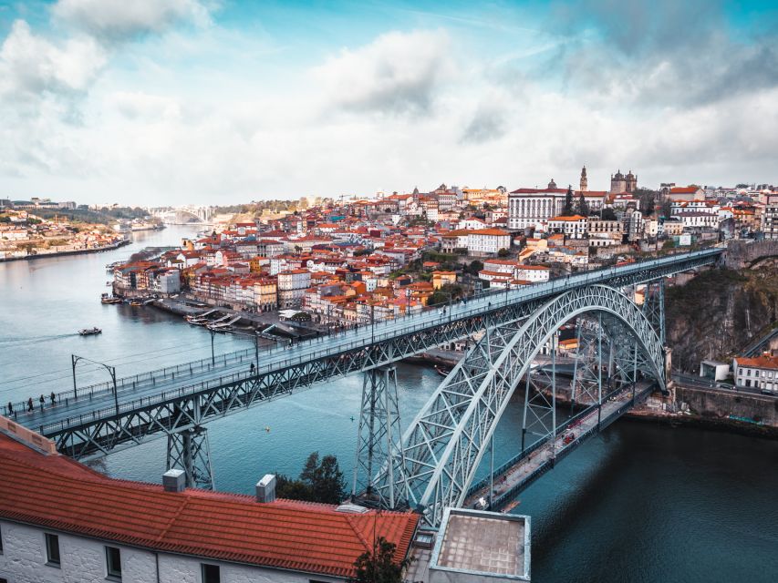 Porto: Private Half Day Photo Tour With a Local Pro - Key Points