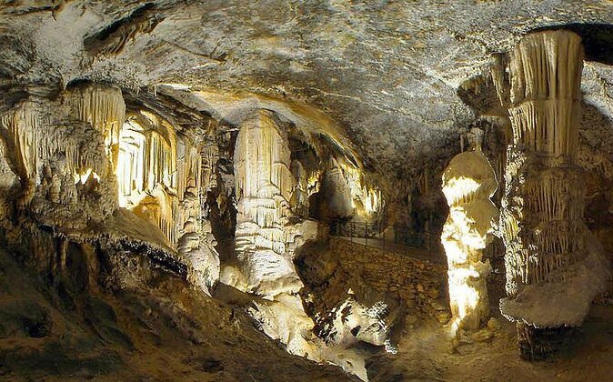 Postojna Cave and Castle Small-Group Day Trip From Ljubljana - Key Points