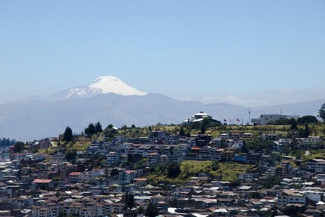 Private Day Tour of Quito and Middle of the World