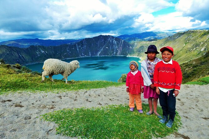 Private Quilotoa Enchanted Crater Lake - Overview of Quilotoa Lake