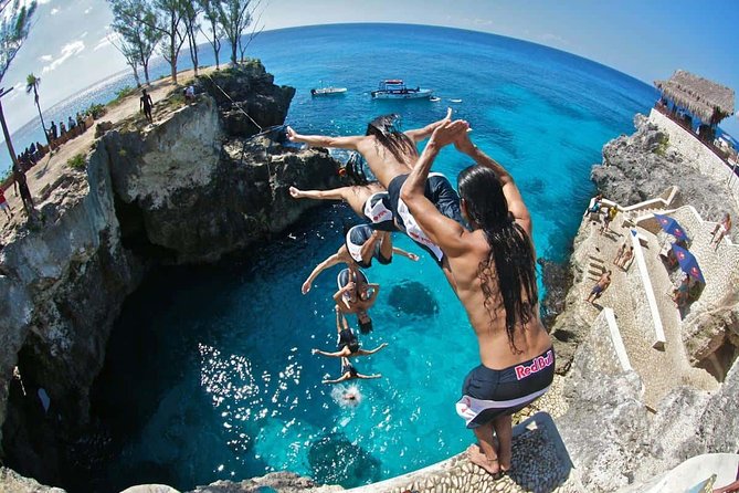 Private Tour From Ocho Rios or Runaway Bay To Negril 7 Miles Beach & Ricks Cafe - Tour Itinerary Overview