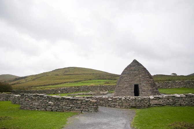 Private Tour of Dingle and Slea Head With Accredited Guide - Key Points