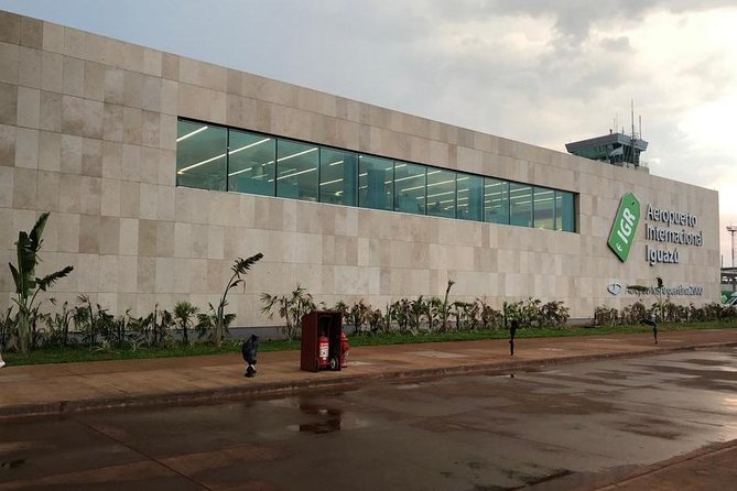 Puerto Iguazu: One-Way or Round Trip Airport Transfer - Meeting Points and Pickup Procedures