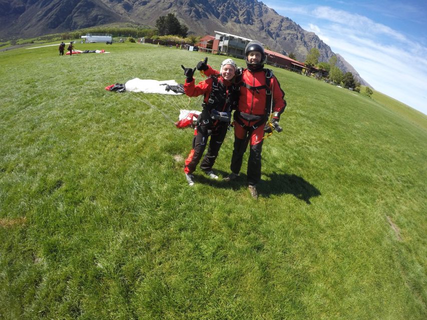 Queenstown: Tandem Skydive From 9,000, 12,000 or 15,000 Feet - Key Points