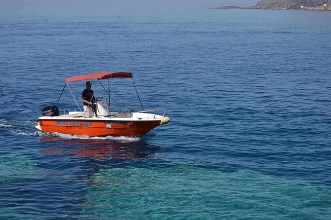 RENT A BOAT 5.5m - 30hp LICENSE FREE Chora Sfakion, SfakiaTranslated to English:RENT A BOAT 5.5m - 30hp LICENSE FREE Chora Sfakion, Sfakia - Key Points