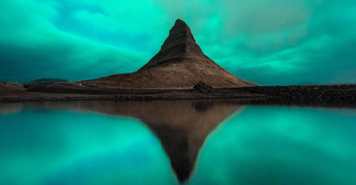 Reykjavik: Northern Lights Hunting and Professional Photos - Key Points