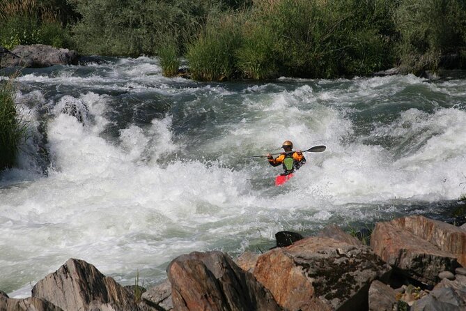 Rogue River Whitewater Rafting- Mid Day - Key Points