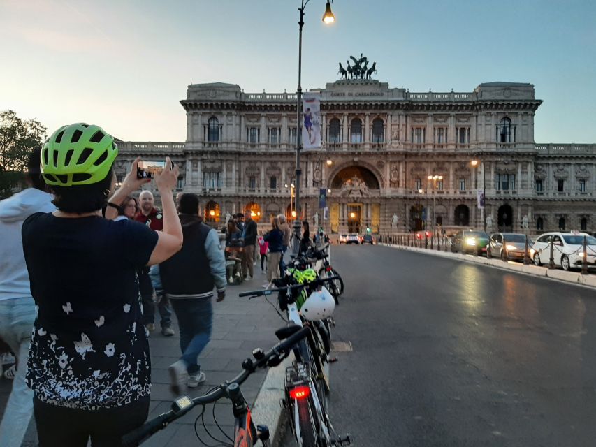 Rome: Night E-Bike Tour With Pizza Option - Key Points