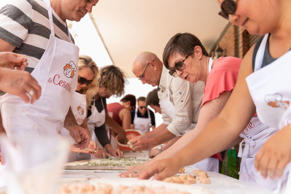 Rome: Pasta and Tiramisu Class at a Locals Home - Key Points