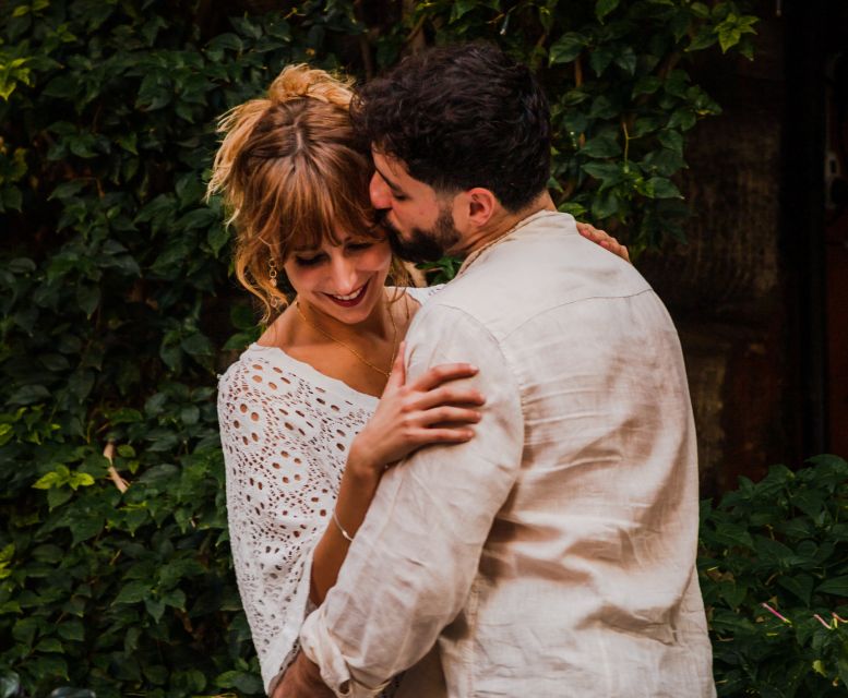 Rome: Romantic Photoshoot for Couples