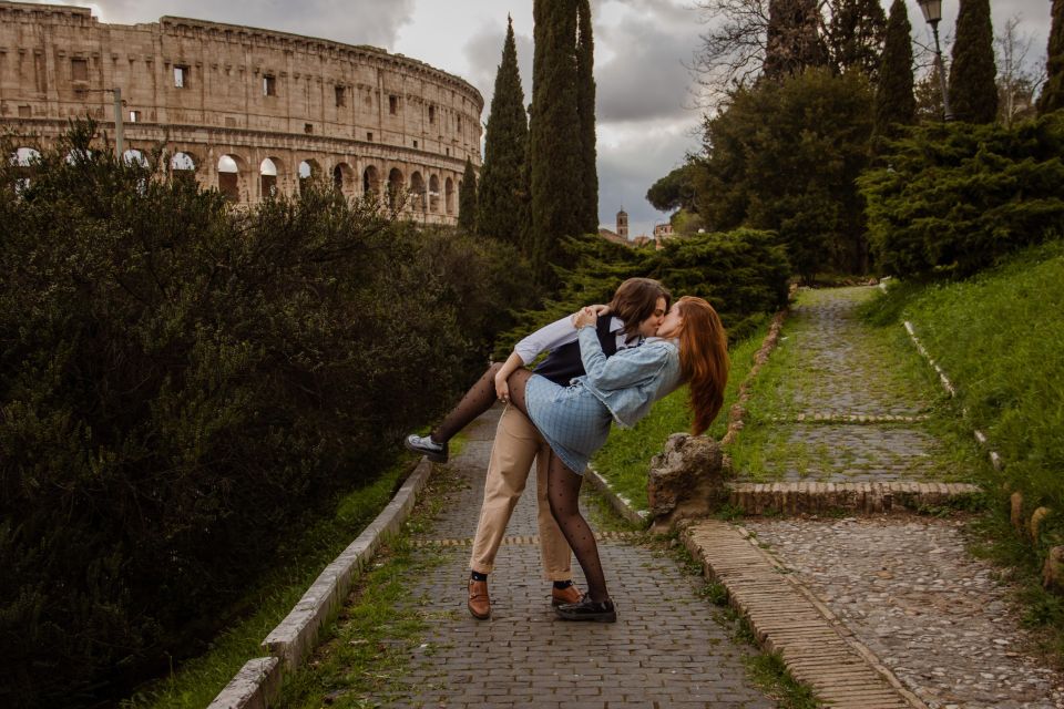 Rome: Unforgettable Photoshoot Experience in Colosseum - Key Points