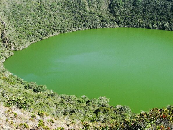 Salt Cathedral and Guatavita Lake; Visiting the Towns With Breackfast and Lunch. - Key Points