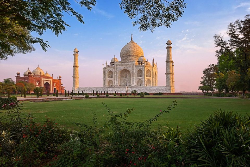 Same Day Taj Mahal and Agra Fort Tour By Car From Delhi - Key Points