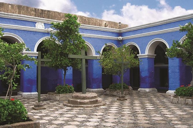 Santa Catalina Monastery Admission Ticket - Overview of the Monastery