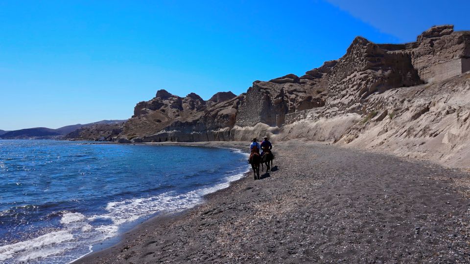 Santorini: 1.5-Hour Horseback Riding Tour on the Beach - Key Points
